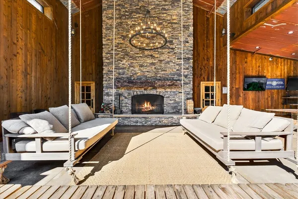 $6,995,000 | 3975 Jarman Hollow Road, Palmyra, TN 37142