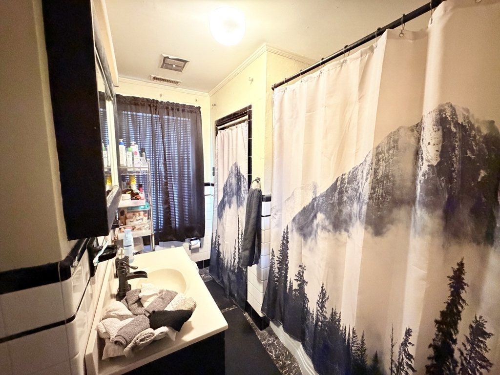 331 Burncoat Street Worcester, MA 01606 - Photo 17 of 18