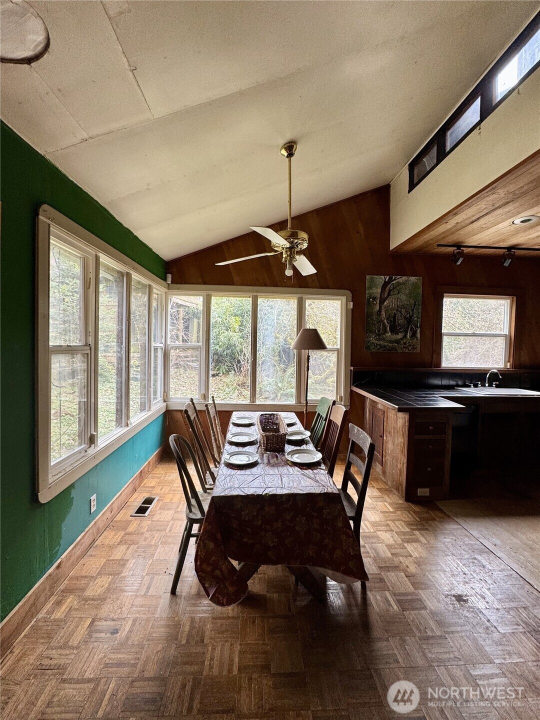 7513 Robe Menzel Road Granite Falls, WA 98252 - Photo 22 of 31 a living room with furniture and a flat screen tv