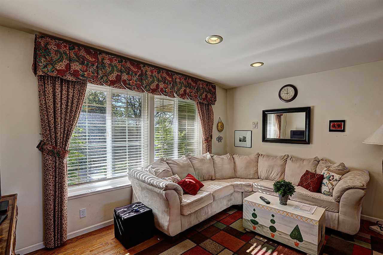 15856 Fay Road Grass Valley, CA 95949 - Photo 4 of 14