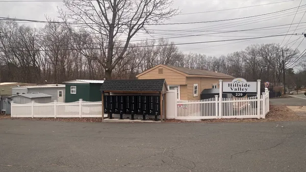 $119,900 | 229 Miller Street, Unit 3G, Ludlow, MA 01056