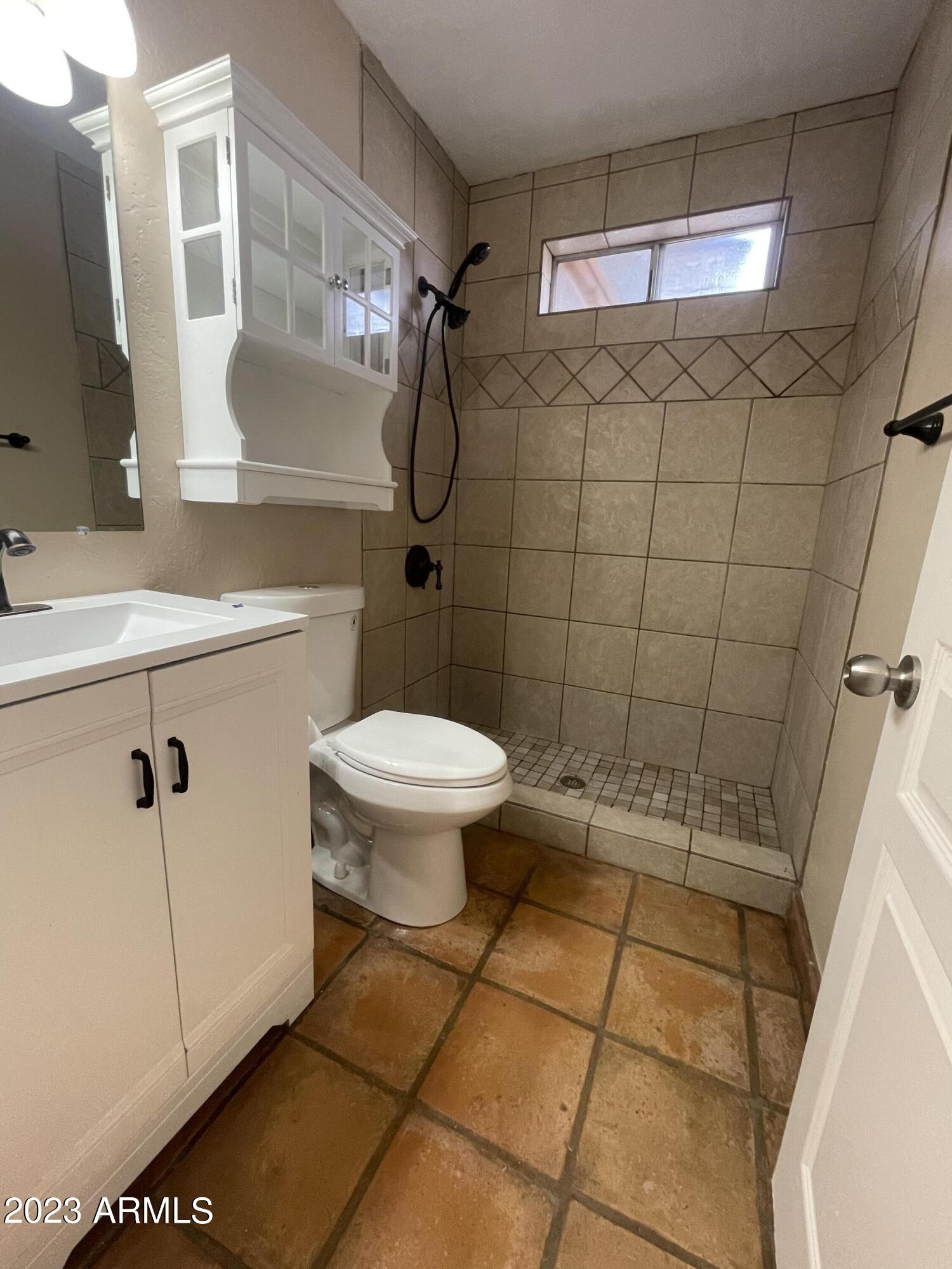 102 West Wagoner Road Phoenix, AZ 85023 - Photo 15 of 18 EA0D04D1-3CC6-4B9E-9927-21DC4B1B5387