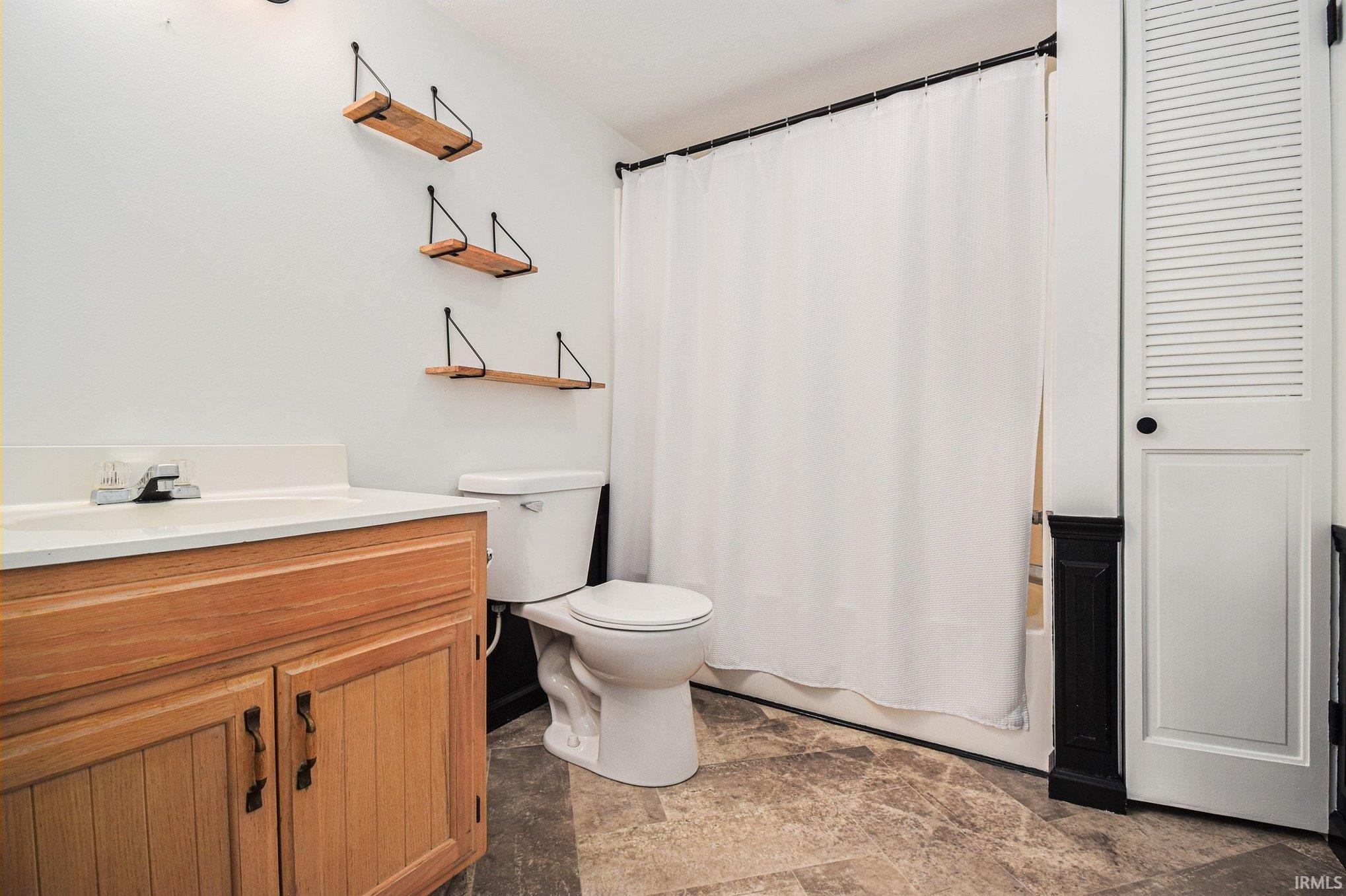 1002 South 13th Street Goshen, IN 46526 - Photo 13 of 28