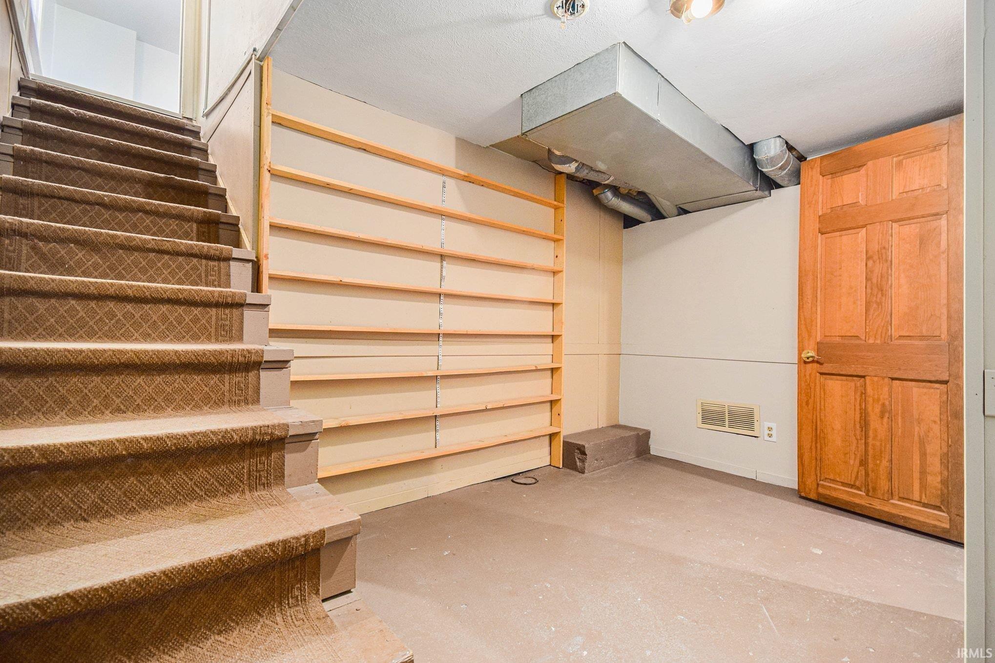 1002 South 13th Street Goshen, IN 46526 - Photo 16 of 28