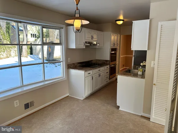$3,500 | 4405 Bel Pre Road, Rockville, MD 20853
