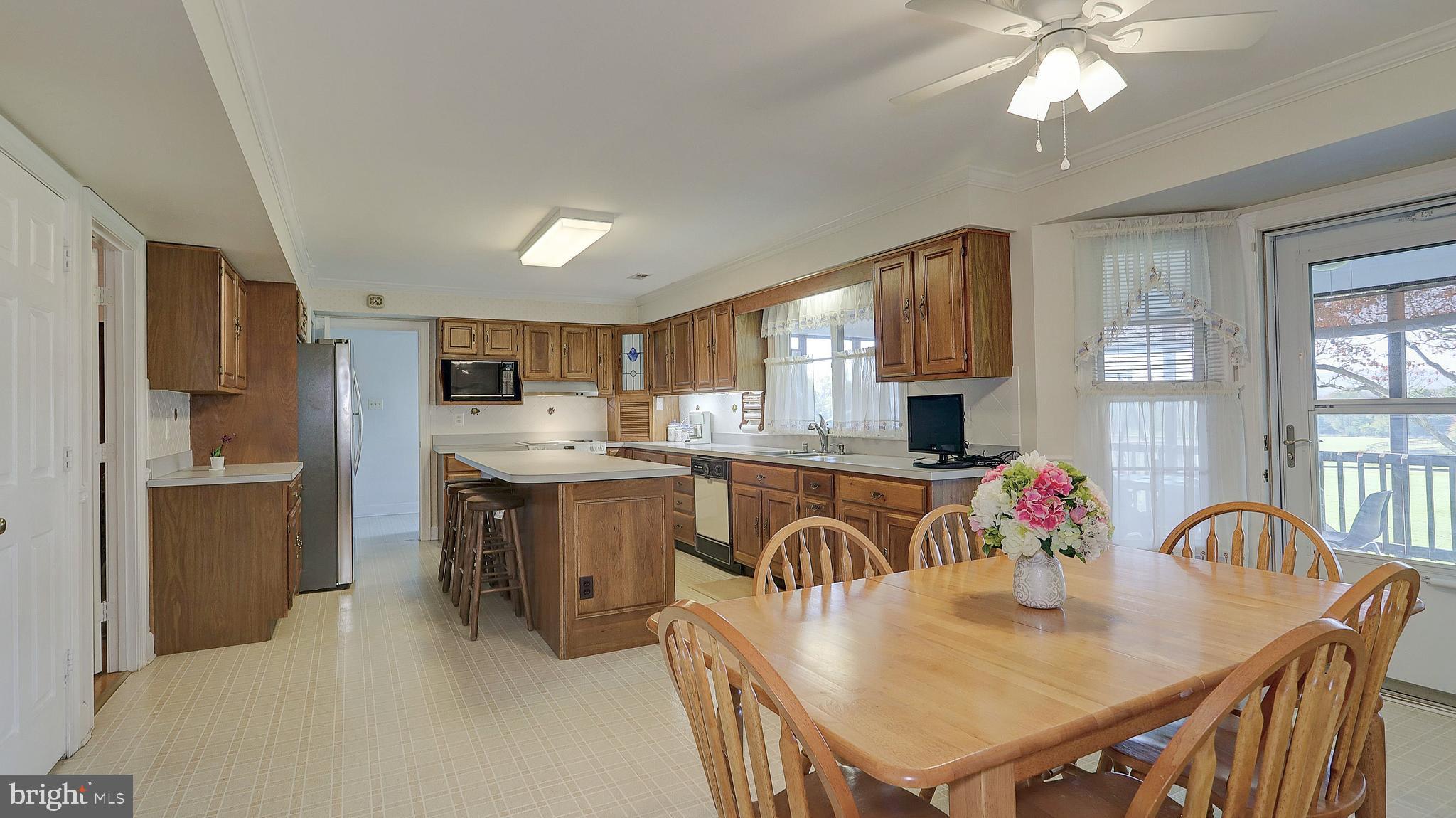 4310 High Ridge Road Haymarket, VA 20169 - Photo 11 of 94 Kitchen