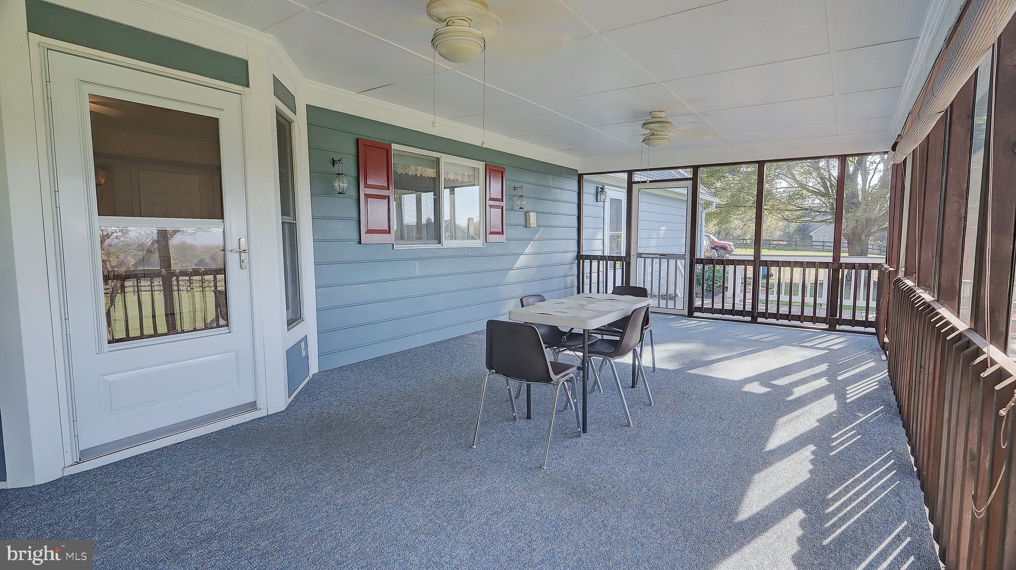 4310 High Ridge Road Haymarket, VA 20169 - Photo 50 of 94 Screened patio