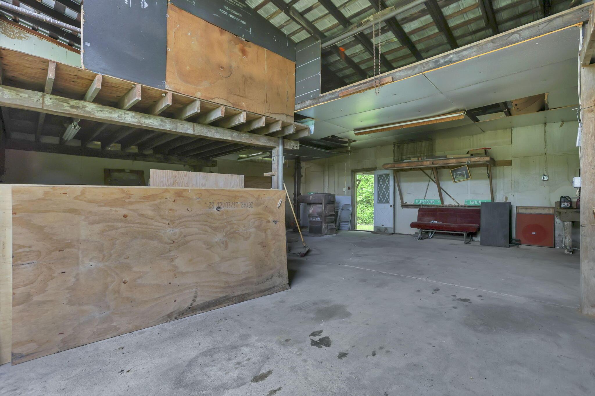 14745 Dutch Creek Road Athens, OH 45701 - Photo 45 of 62 Barn #1