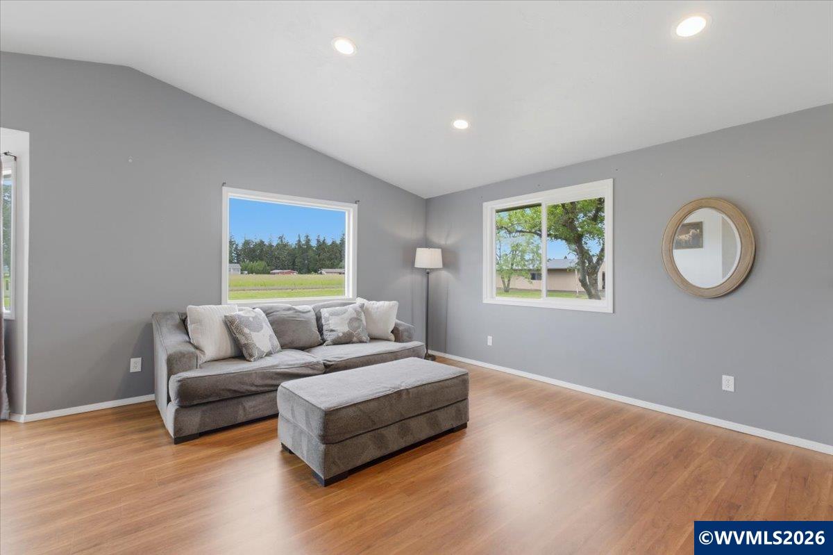 39129 Groshong Road Northeast Albany, OR 97321 - Photo 10 of 50