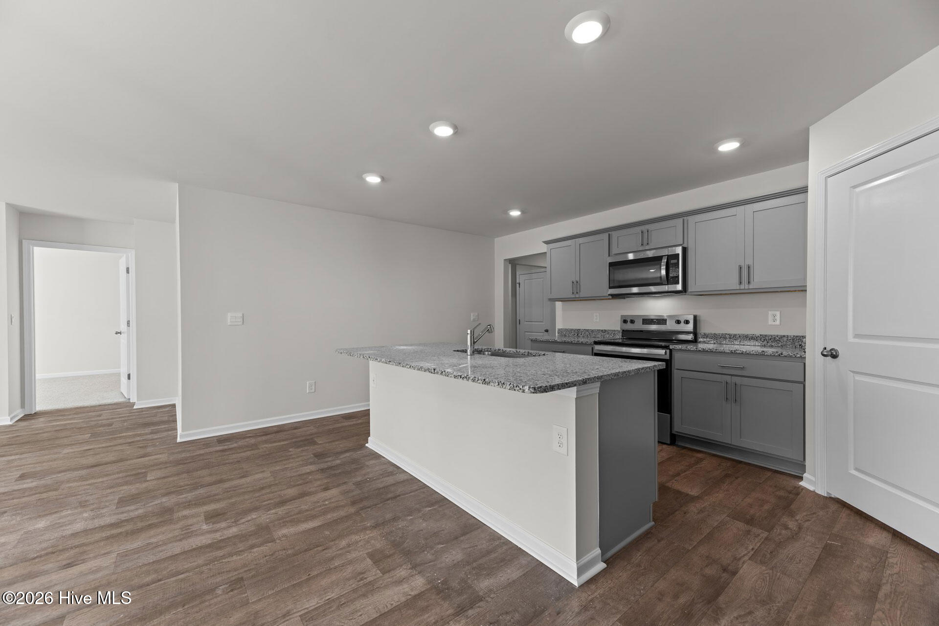 4047 Topsail Trail New Bern, NC 28560 - Photo 5 of 24 28-web-or-mls-DSC_1491