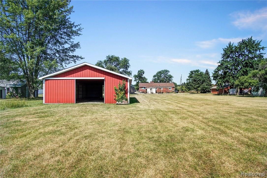 33480 Hayes Road Fraser, MI 48026 - Photo 24 of 29 DSC02286_7_8.jpg