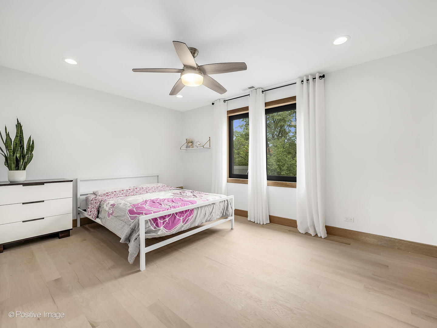 11670 79th Street Burr Ridge, IL 60527 - Photo 23 of 31 a bedroom with a bed and a window