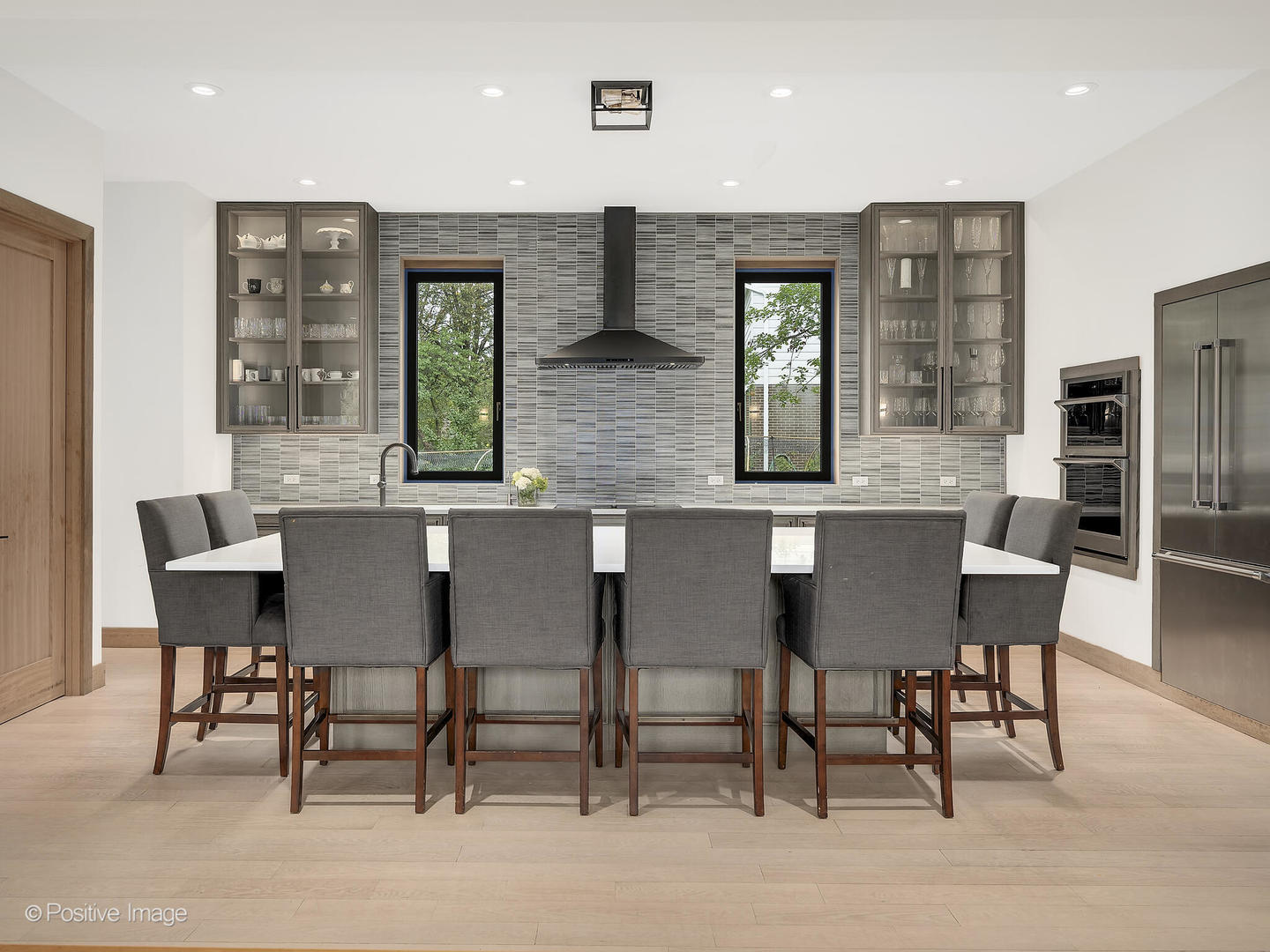 11670 79th Street Burr Ridge, IL 60527 - Photo 5 of 31 a dining room with furniture and window