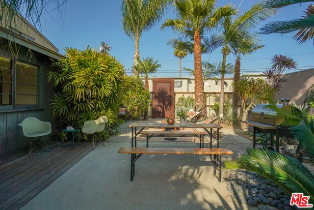 $2,350,000 | 4546 South Centinela Avenue, Los Angeles, CA 90066