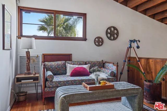 $2,350,000 | 4546 South Centinela Avenue, Los Angeles, CA 90066