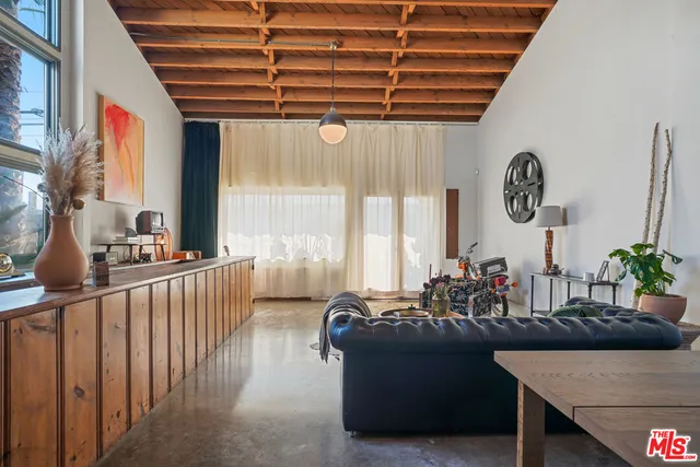 $2,350,000 | 4546 South Centinela Avenue, Los Angeles, CA 90066