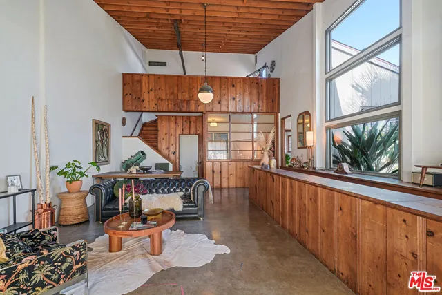 $2,350,000 | 4546 South Centinela Avenue, Los Angeles, CA 90066