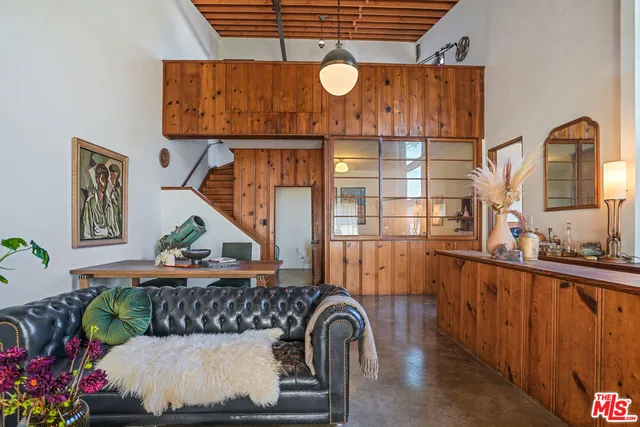 $2,350,000 | 4546 South Centinela Avenue, Los Angeles, CA 90066