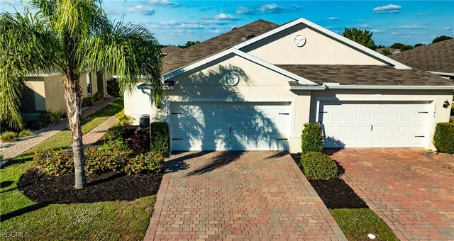 $250,000 | 10749 Crossback Lane, Lehigh Acres, FL 33936