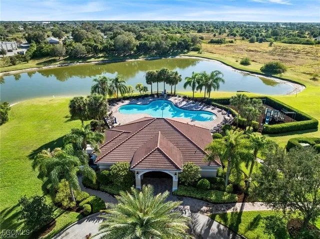 $250,000 | 10749 Crossback Lane, Lehigh Acres, FL 33936