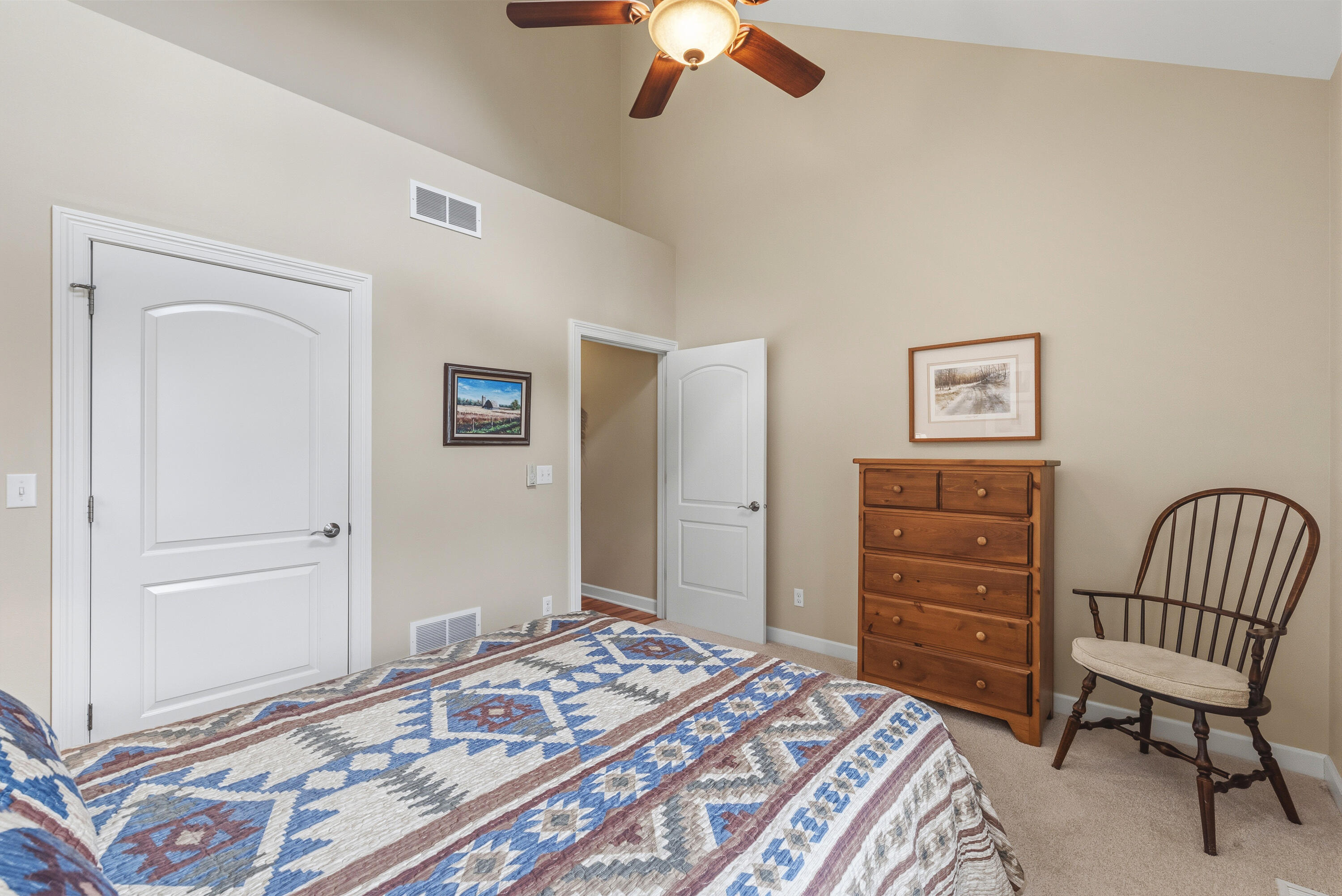 N73-w13623 Claas Road, Unit R4 Menomonee Falls, WI 53051 - Photo 20 of 42 2nd Bedroom