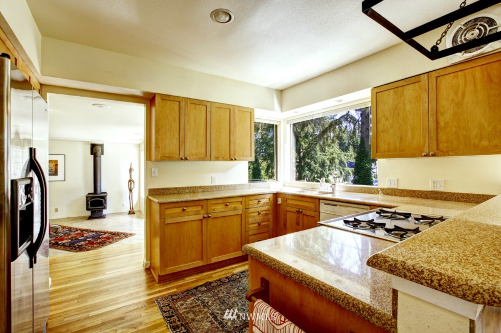 217 Ramsdell Street Fircrest, WA 98466 - Photo 8 of 25