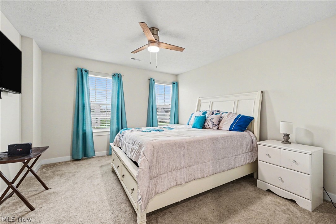 3268 Stoneleigh Road Northeast Canton, OH 44721 - Photo 20 of 33