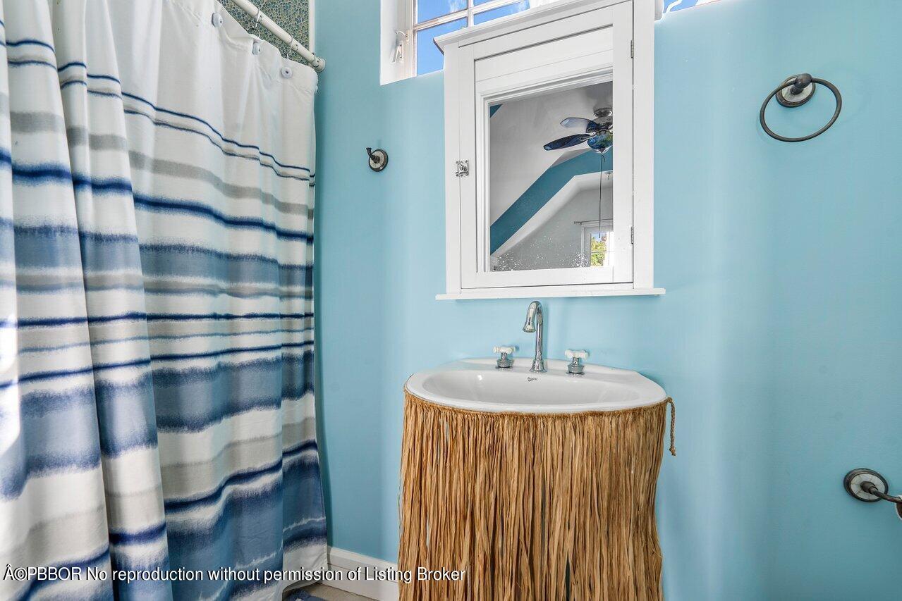 6 Bay Harbor Road Tequesta, FL 33469 - Photo 27 of 52 029-6BayHarborRoad-Jupiter-FL-33469-SMAL