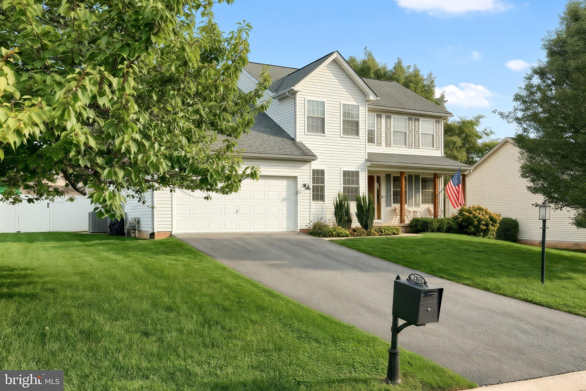 2163 Rillian Lane York, PA 17404 - Photo 3 of 62 Gallery Image 3
