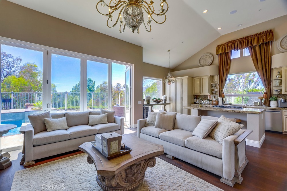 3407 Calle Sin Rival San Clemente, CA 92673 - Photo 10 of 36