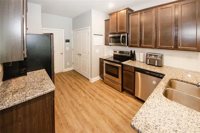 $1,900 | 10162 Benton Woods Drive, Covington, GA 30014