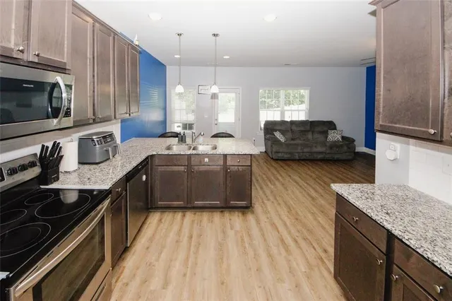 $1,900 | 10162 Benton Woods Drive, Covington, GA 30014