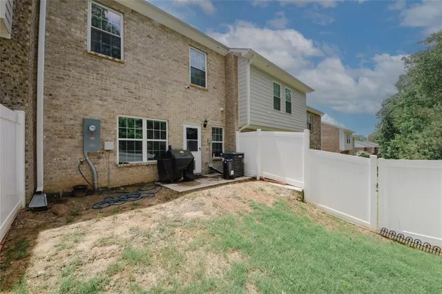 $1,900 | 10162 Benton Woods Drive, Covington, GA 30014