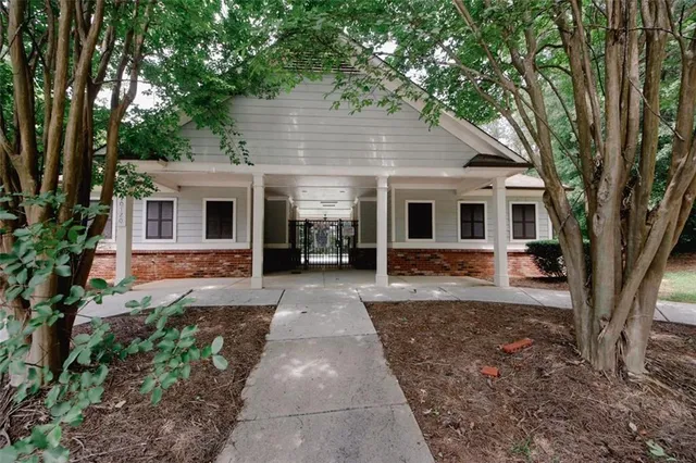 $1,900 | 10162 Benton Woods Drive, Covington, GA 30014