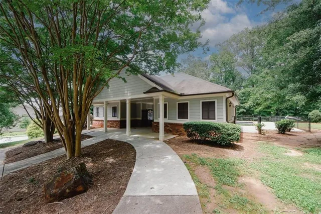 $1,900 | 10162 Benton Woods Drive, Covington, GA 30014