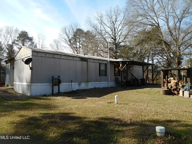 $896,000 | 593 Rocky Hill Road, Pickens, MS 39146
