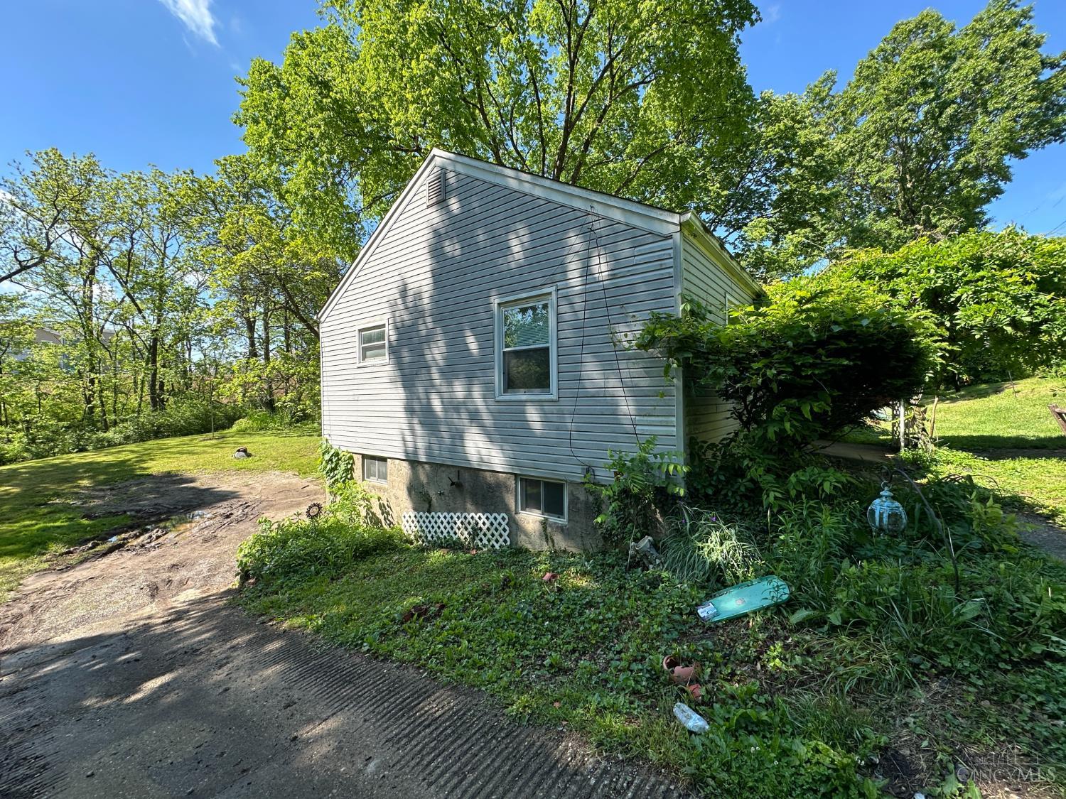 5104 Jonkard Road Cincinnati, OH 45247 - Photo 27 of 42