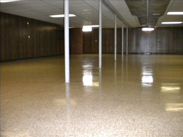 1059 East Temperance Road Temperance, MI 48182 - Photo 15 of 18 20400662-14.JPG