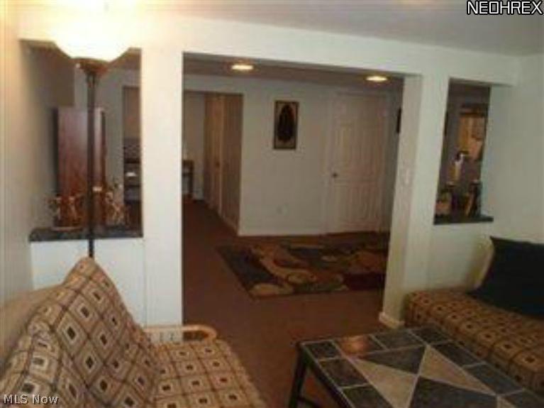 987 Roanoke Road Cleveland Heights, OH 44121 - Photo 20 of 25
