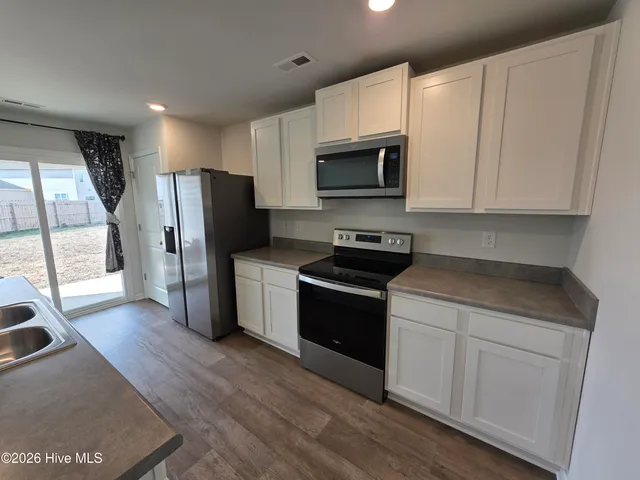 $1,630 | 1403 Onslow Bay Court, Unit LOT 360, Jacksonville, NC 28546