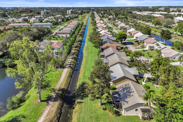 $549,000 | 6010 Petaluma Drive, Boca Raton, FL 33433