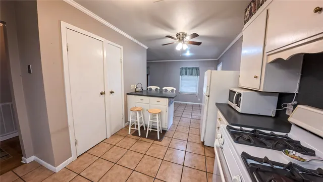 $165,000 | 907 Peach Street, El Campo, TX 77437