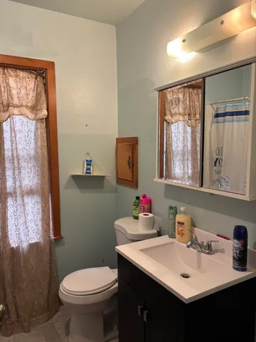 $169,900 | 1041 College Avenue, Racine, WI 53403