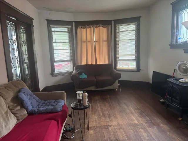 $169,900 | 1041 College Avenue, Racine, WI 53403