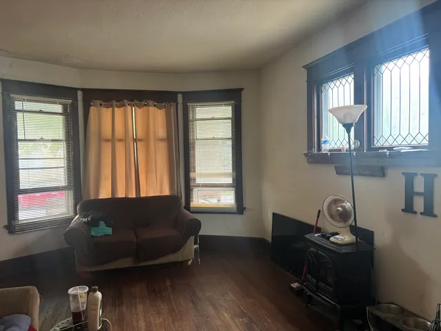 $169,900 | 1041 College Avenue, Racine, WI 53403