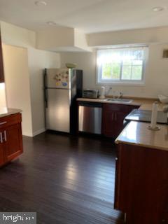 202 Bluff Terrace Silver Spring, MD 20902 - Photo 4 of 9 Kitchen 2