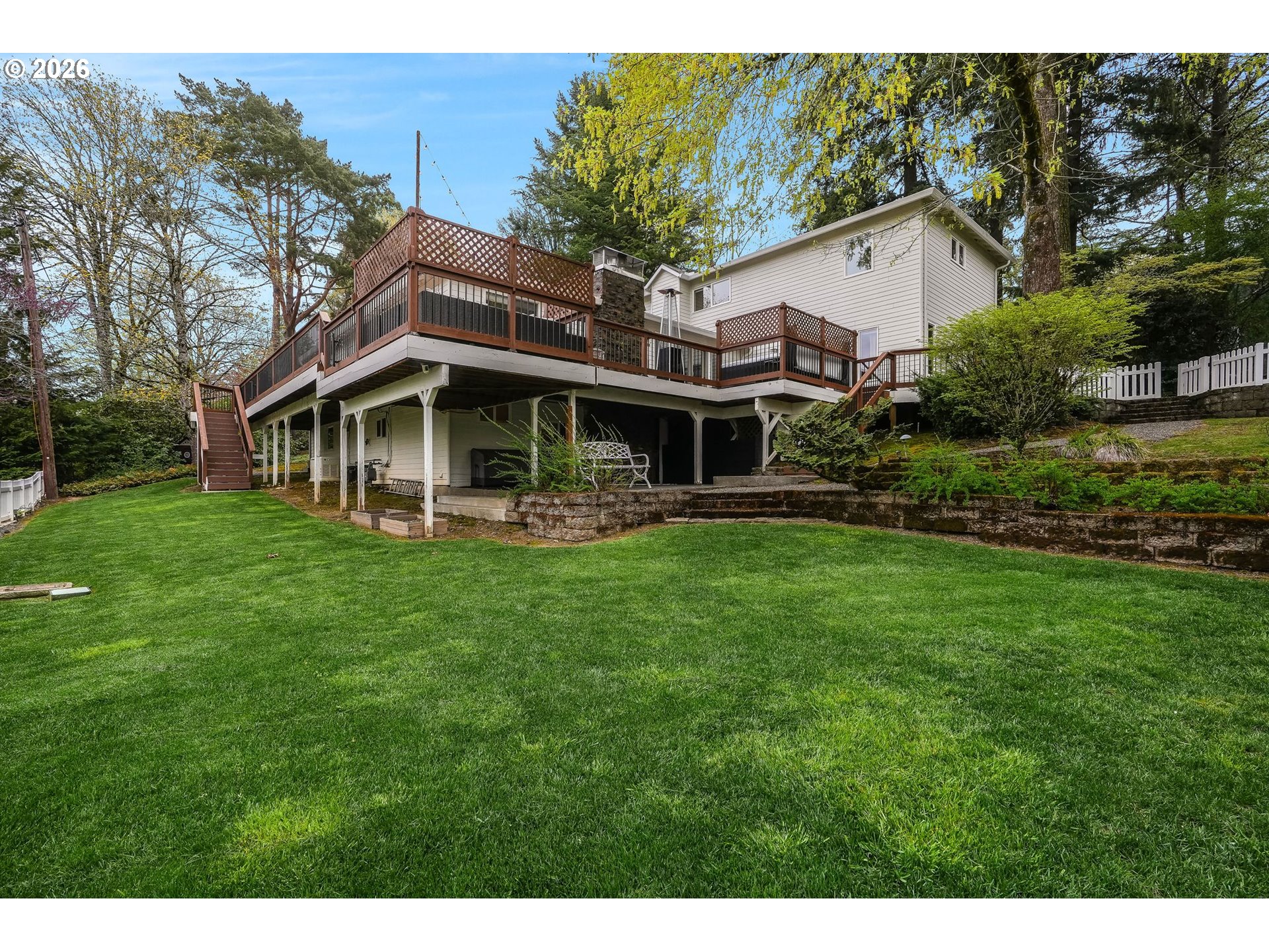 610 Southwest Primrose Street Portland, OR 97219 - Photo 20 of 27