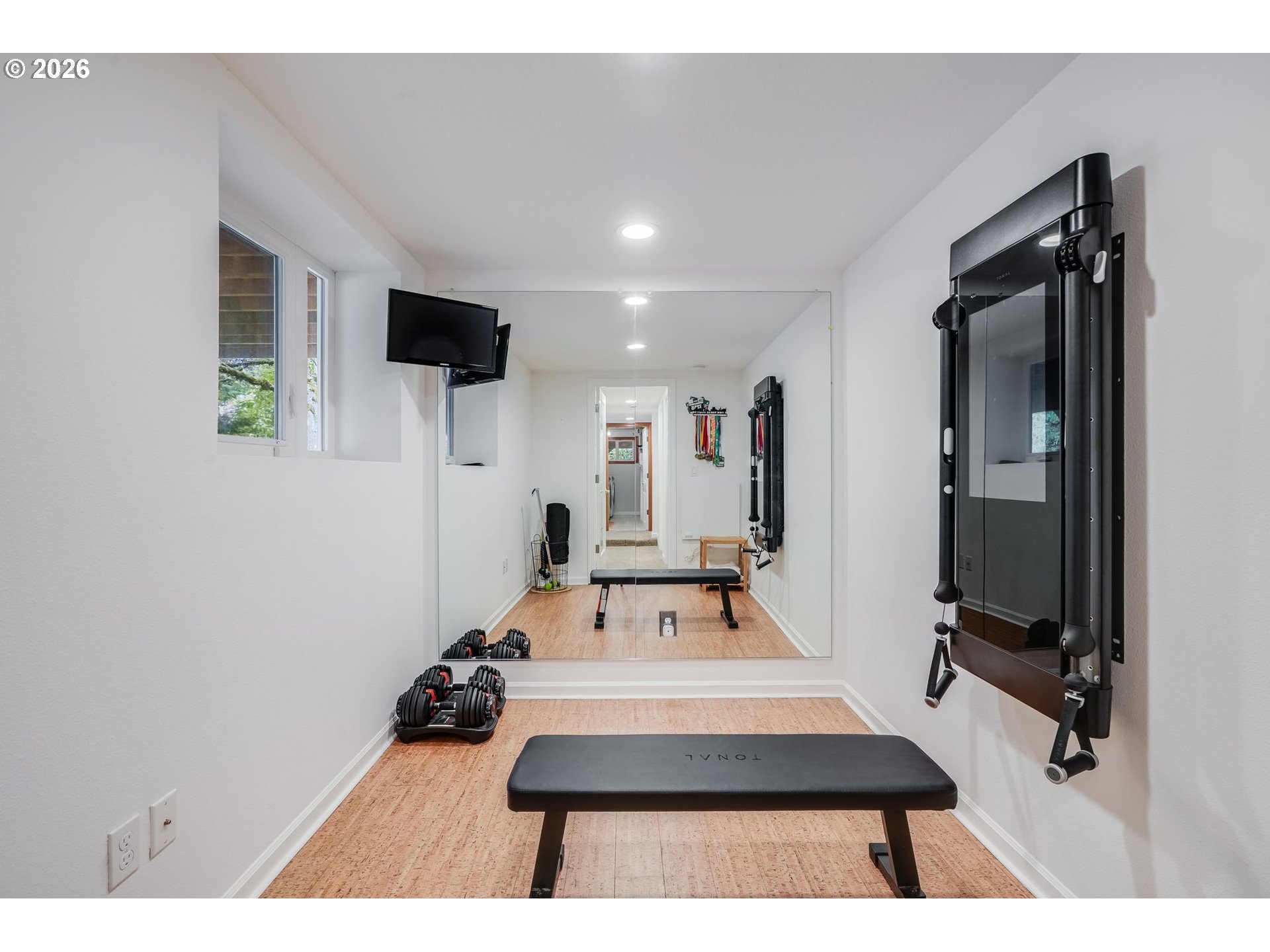 610 Southwest Primrose Street Portland, OR 97219 - Photo 5 of 27