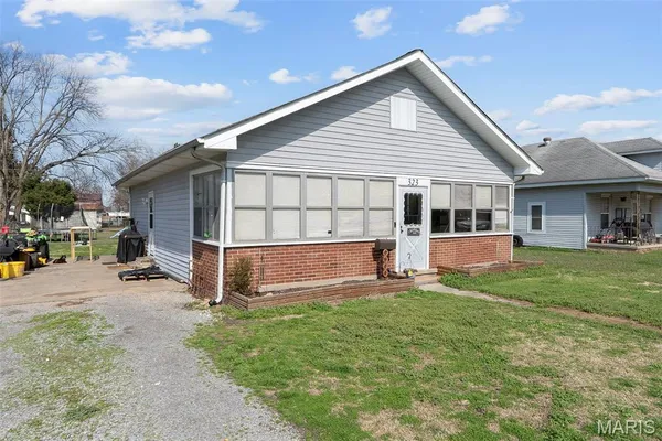 $106,500 | 323 Wright Avenue, Chaffee, MO 63740