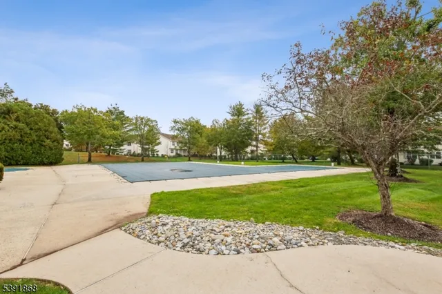 $405,000 | 49 Alexandria Way, Bernards, NJ 07920